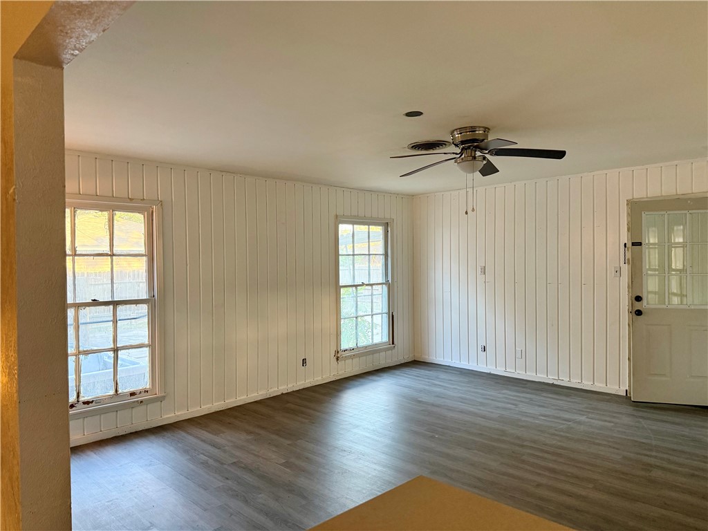 613 Hopper Drive Corpus Christi TX 78411