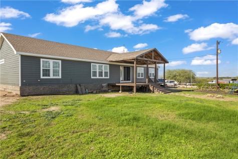 313 County Road 3033 Orange Grove TX 78372