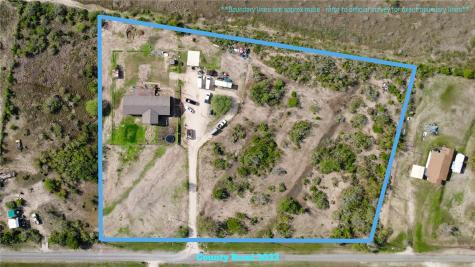 313 County Road 3033 Orange Grove TX 78372