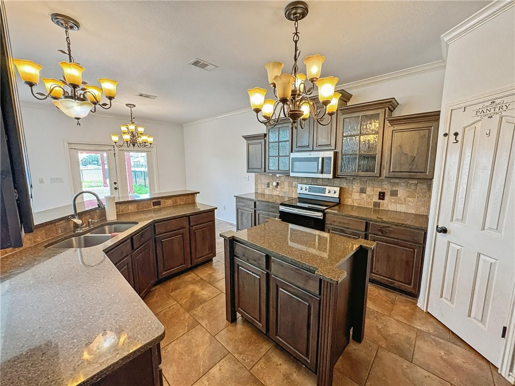 7609 Freds Folly Drive Corpus Christi TX 78414