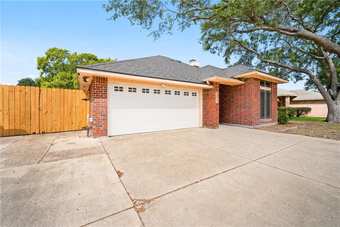 3430 Picadilly Corpus Christi TX 78414