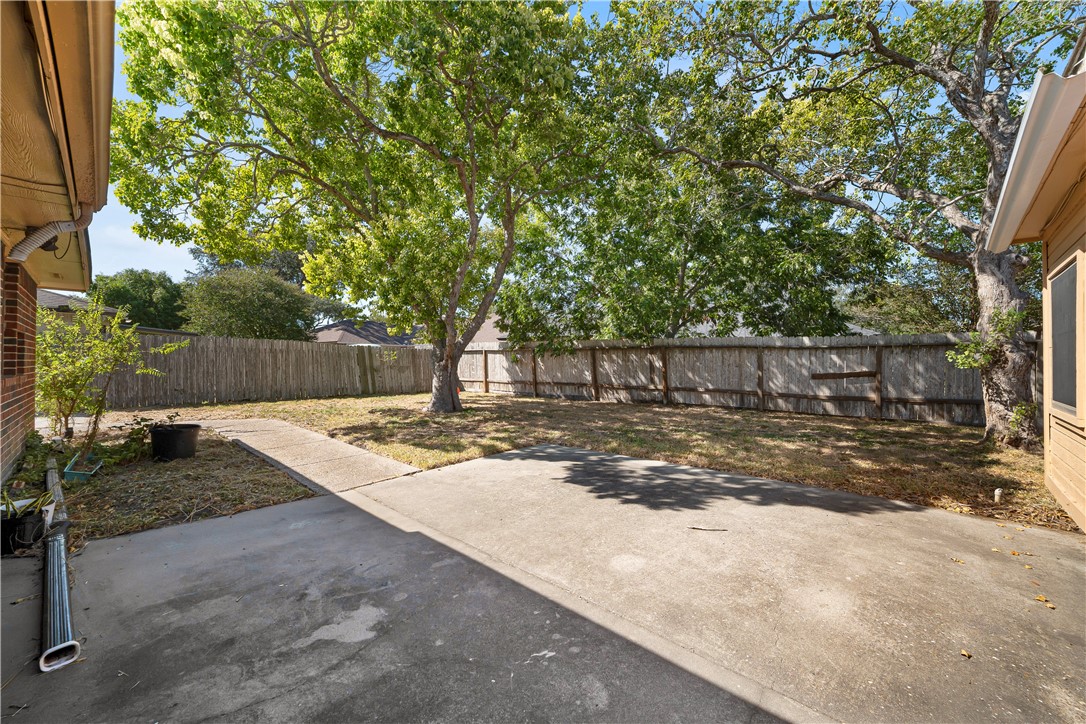 3430 Picadilly Corpus Christi TX 78414