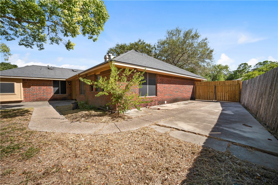 3430 Picadilly Corpus Christi TX 78414
