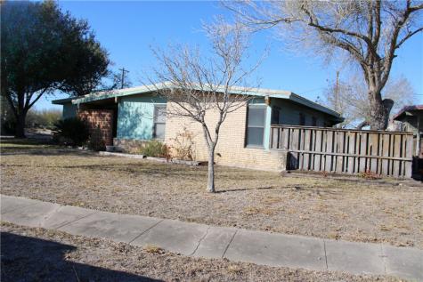 740 Santa Clara Drive Kingsville TX 78363