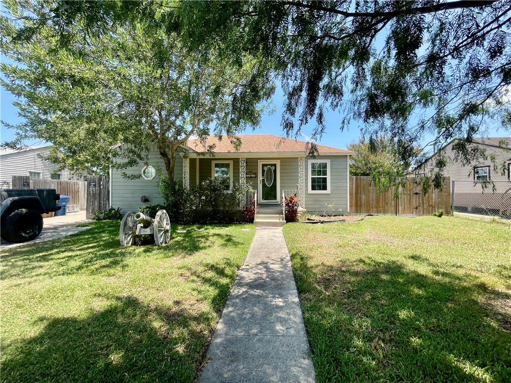 1242 Cambridge Drive Corpus Christi TX 78404