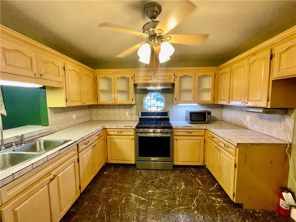 1242 Cambridge Drive Corpus Christi TX 78404