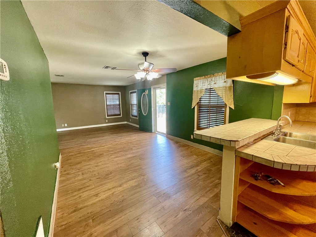 1242 Cambridge Drive Corpus Christi TX 78404