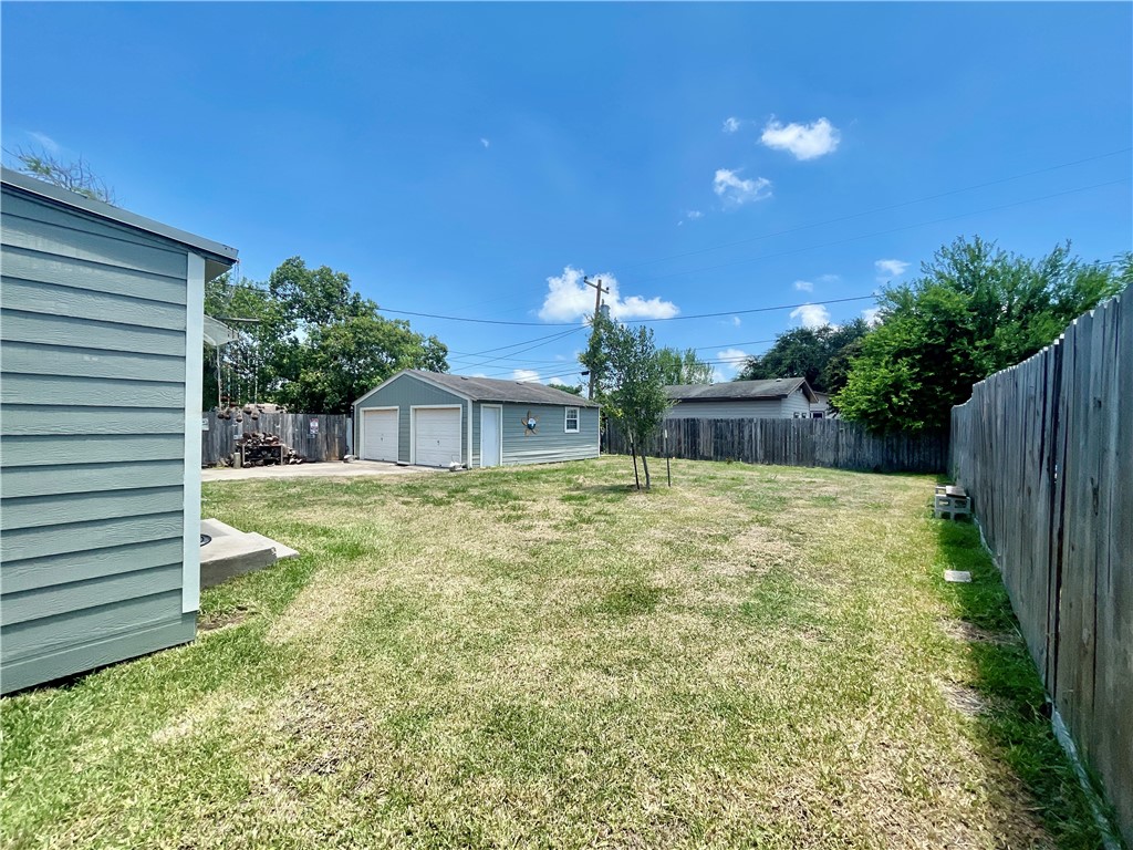 1242 Cambridge Drive Corpus Christi TX 78404