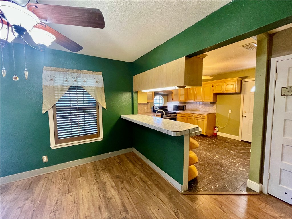 1242 Cambridge Drive Corpus Christi TX 78404