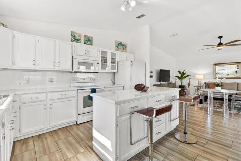 613 Sandpiper Circle Port Aransas TX 78373