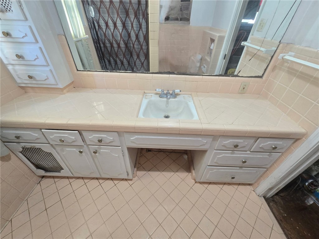 345 Bartlett Drive Corpus Christi TX 78408