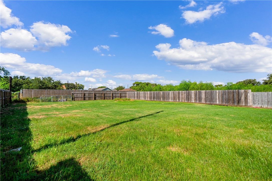 329 E Lakeside And 326 Picture Drive Corpus Christi TX 78418
