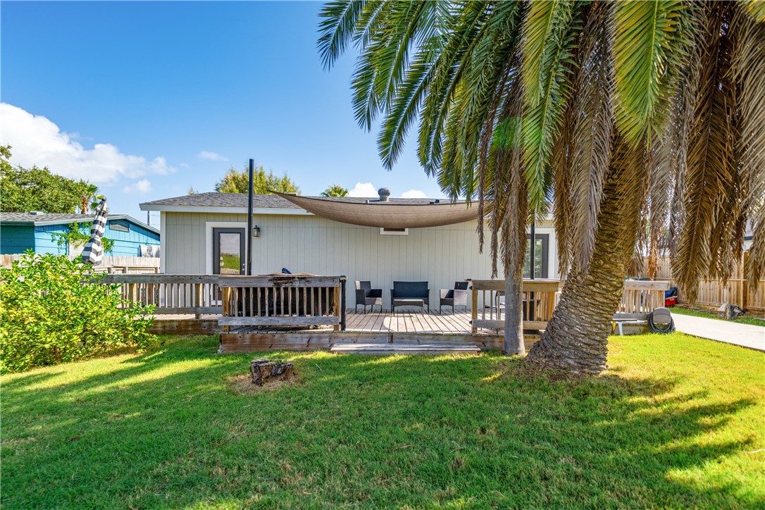 329 E Lakeside And 326 Picture Drive Corpus Christi TX 78418