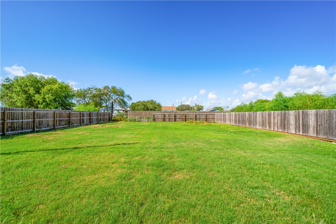 329 E Lakeside And 326 Picture Drive Corpus Christi TX 78418
