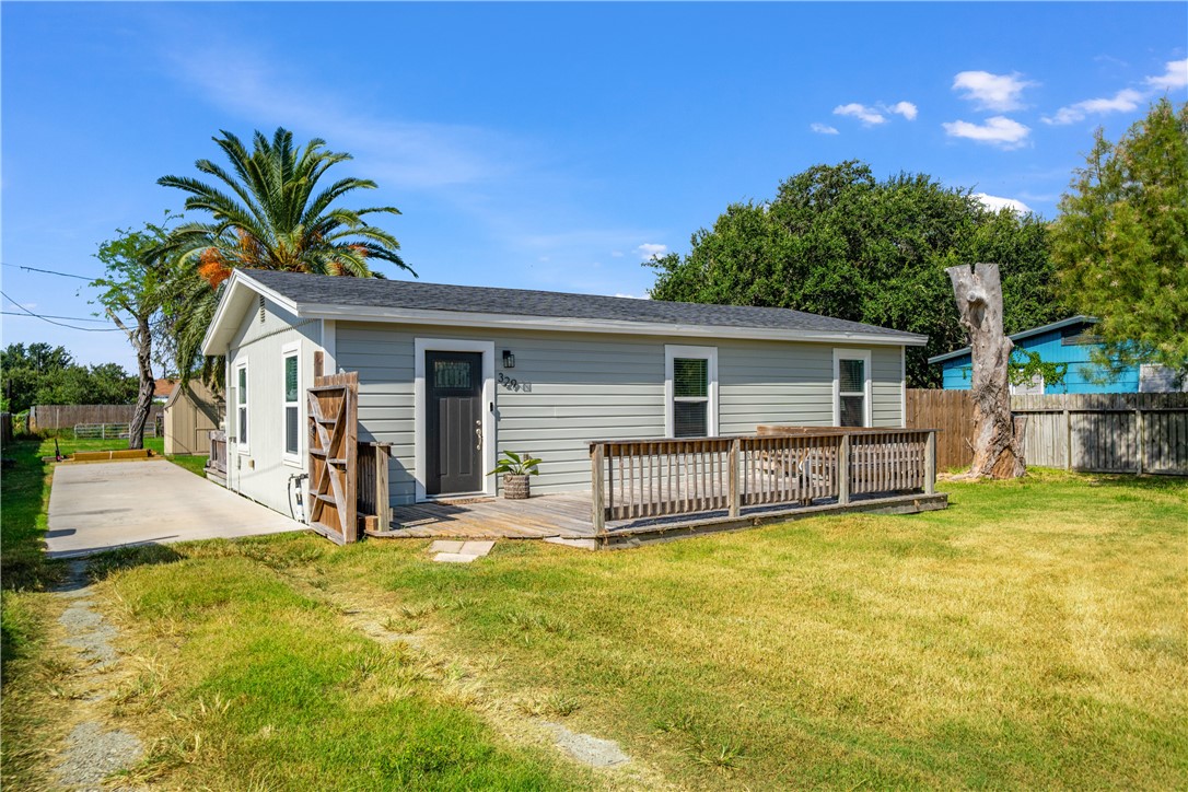 329 E Lakeside And 326 Picture Drive Corpus Christi TX 78418