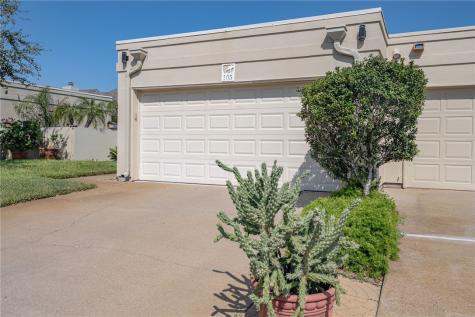 105 Pebble Creek Drive Rockport TX 78382