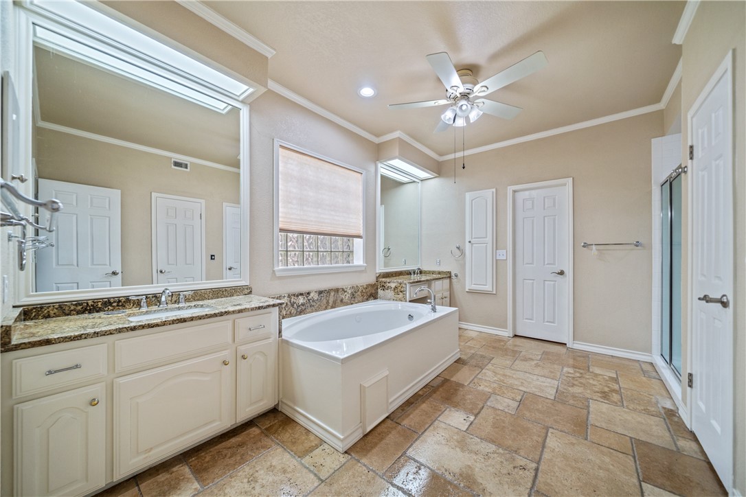 4705 Schwerin Lake Drive Corpus Christi TX 78413