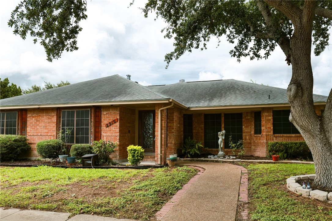 2910 Persimmon Street Corpus Christi TX 78415