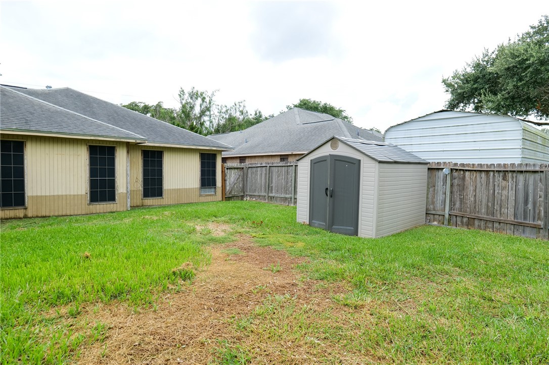2910 Persimmon Street Corpus Christi TX 78415