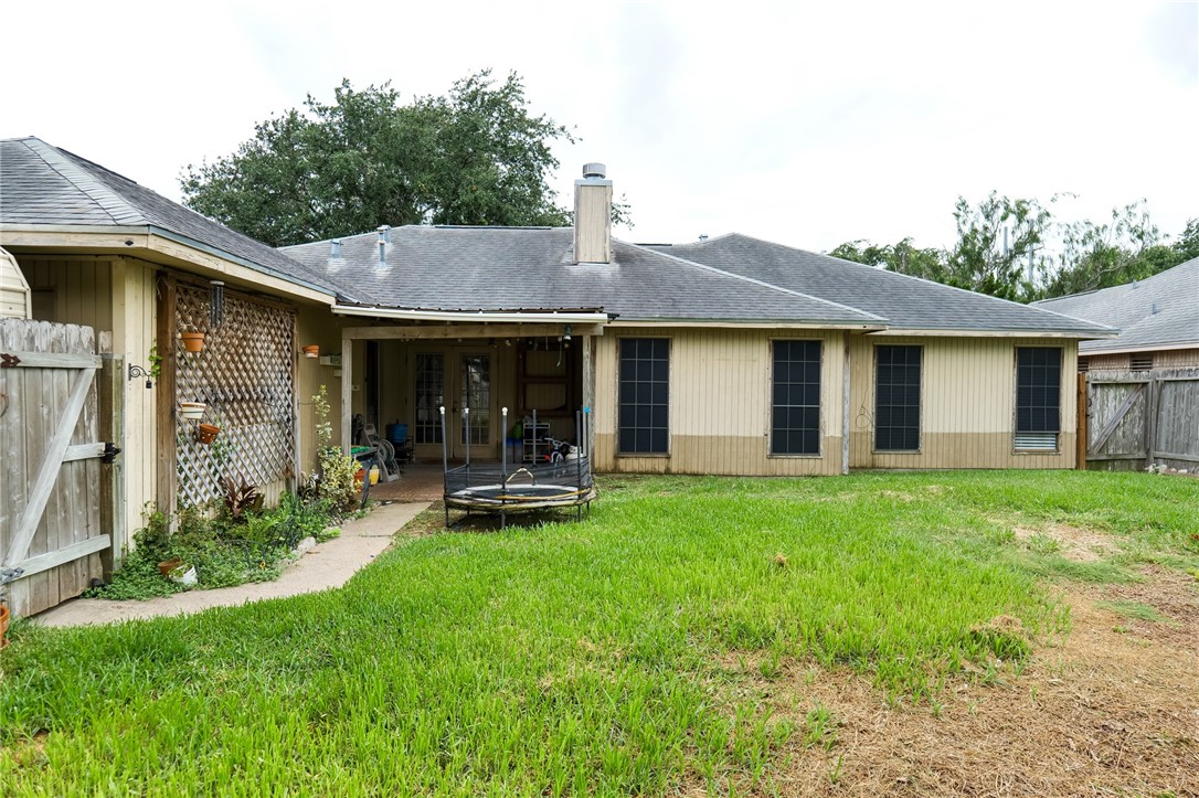 2910 Persimmon Street Corpus Christi TX 78415
