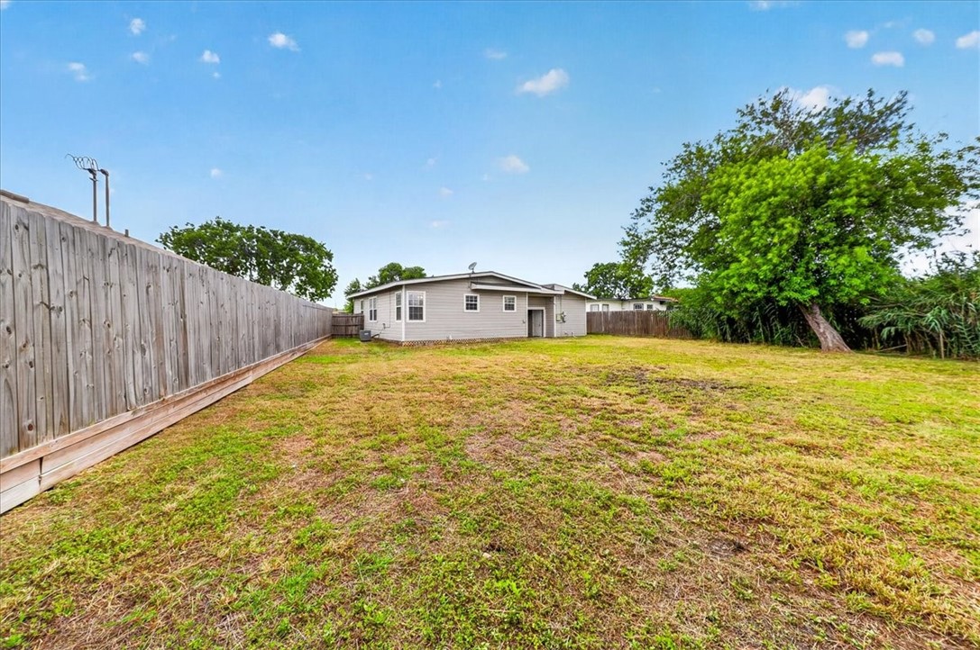 929 Ashland Drive Corpus Christi TX 78412