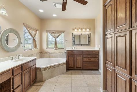 9129 County Road 2226 Taft TX 78390