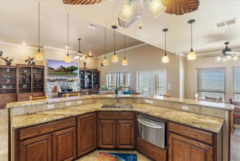 9129 County Road 2226 Taft TX 78390