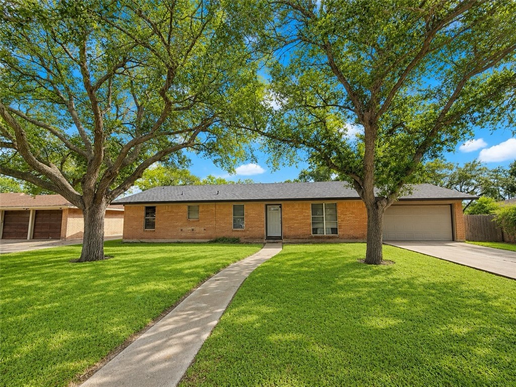 10741 Larkwood Street Corpus Christi TX 78410
