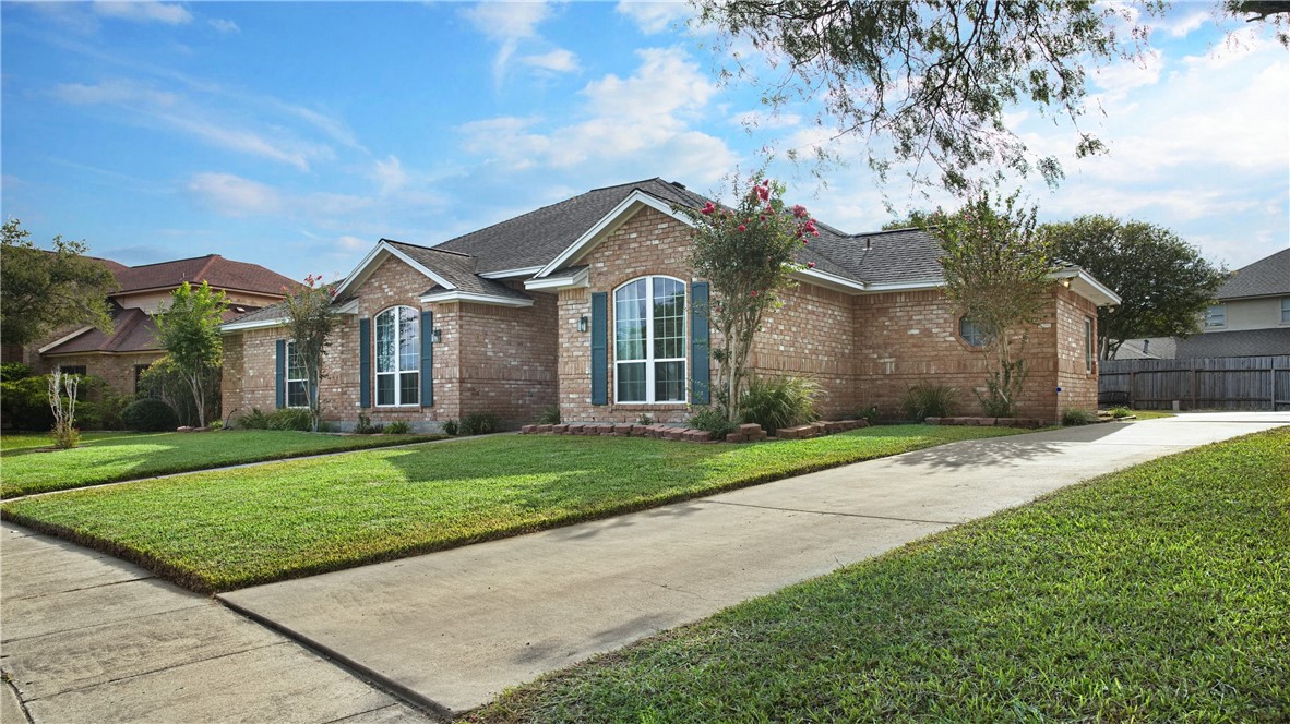 7725 Lake Baykal Drive Corpus Christi TX 78414