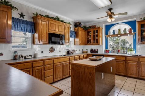 9154 County Road 2226 Taft TX 78390