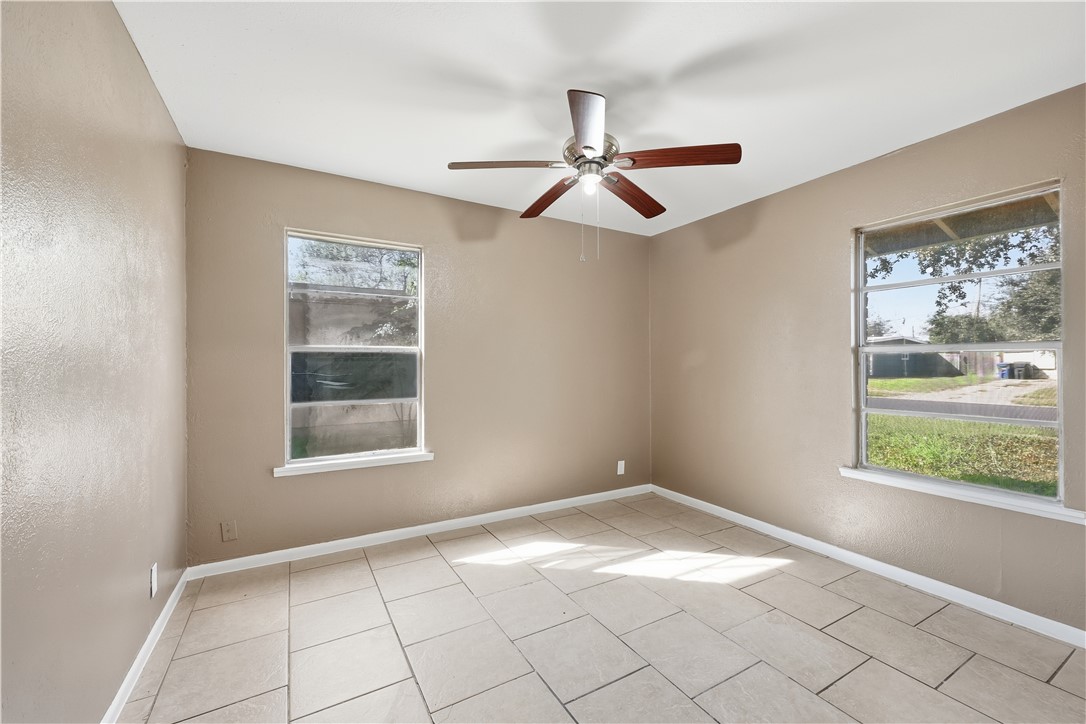 1110 Shephard Drive Corpus Christi TX 78412