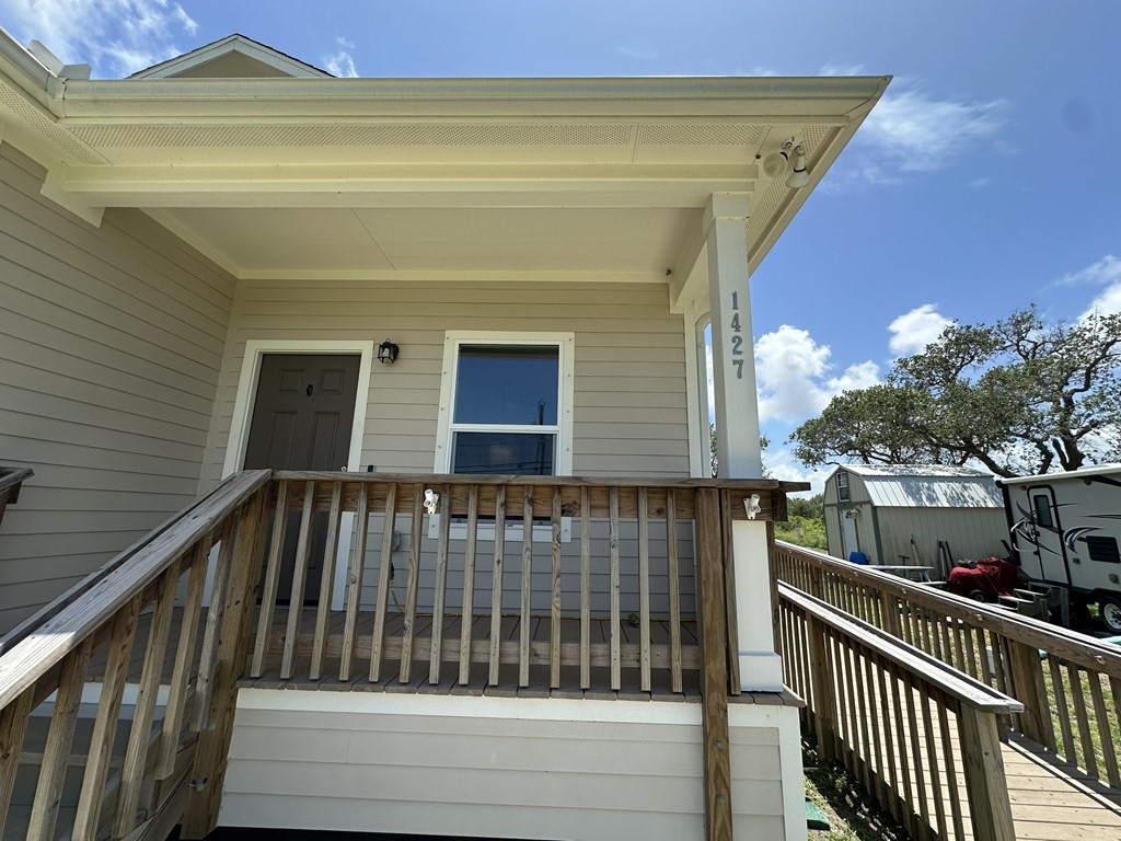 1427 Sixteenth Street Rockport TX 78382