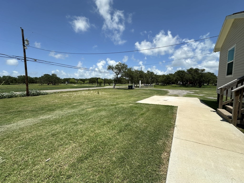 1427 Sixteenth Street Rockport TX 78382