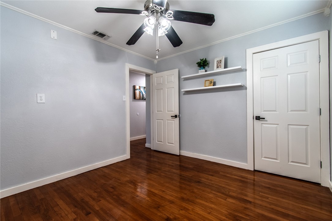 402 Angelo Drive Corpus Christi TX 78411