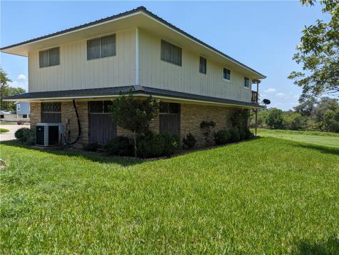 155 Buffalo Road George West TX 78022