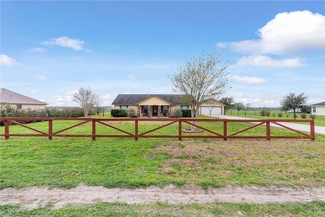 230 County Road 3101 Orange Grove TX 78372