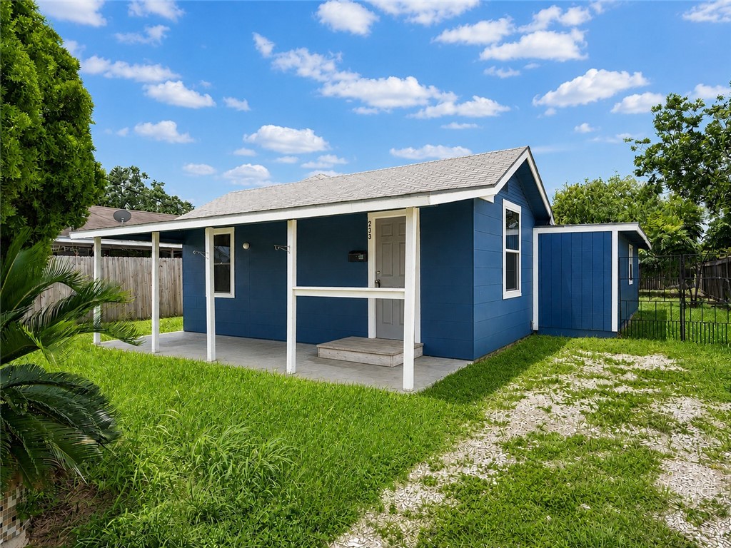 233 Blevins Street Corpus Christi TX 78415