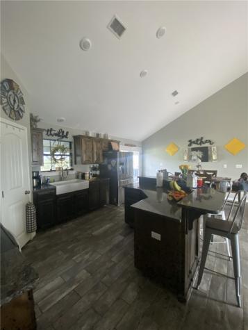 318 Cr 3032--unit #21 Orange Grove TX 78372