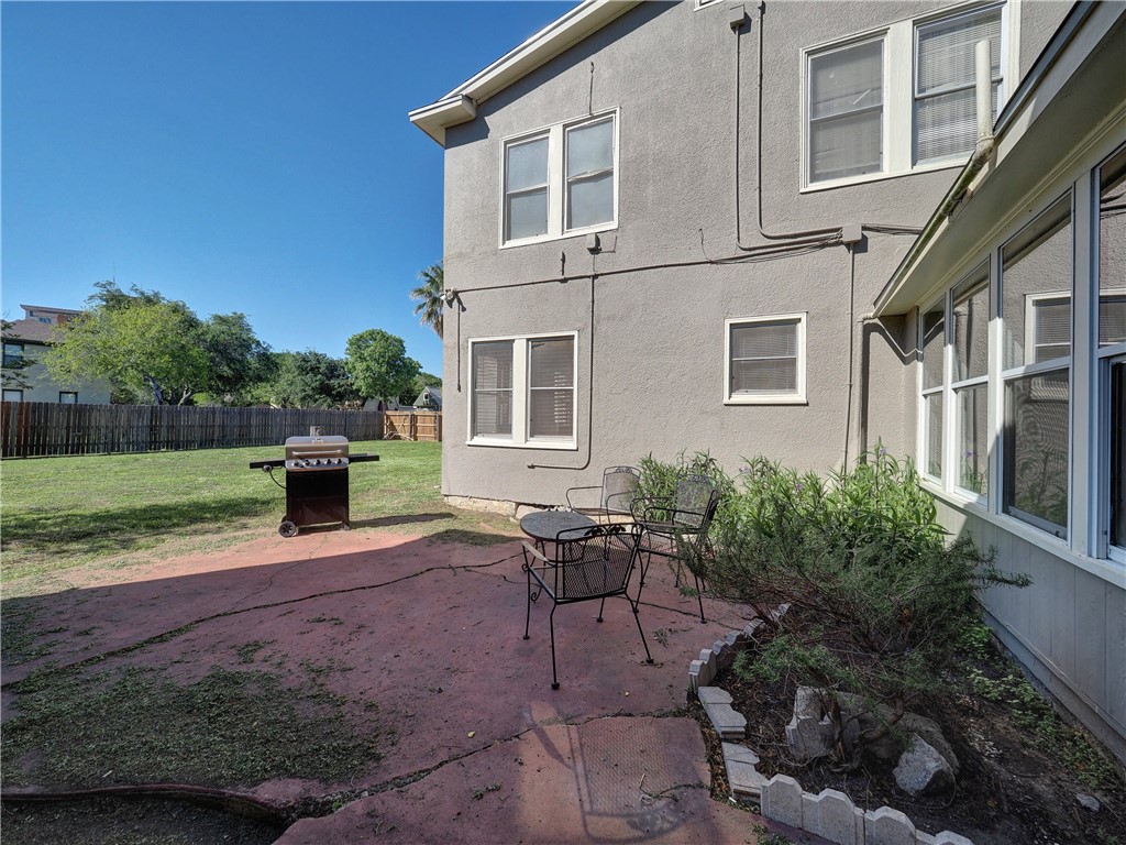 1739 2nd Street Corpus Christi TX 78404