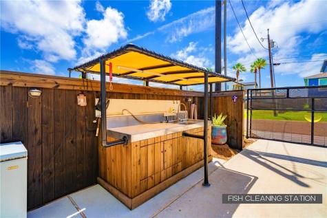 427 Farley Street Port Aransas TX 78373