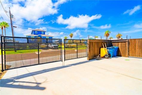 427 Farley Street Port Aransas TX 78373