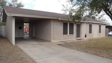1013 S Smith Avenue Hebbronville TX 78361