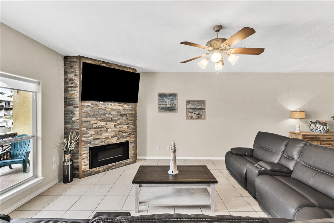 15417 Gun Cay Ct B Corpus Christi TX 78418