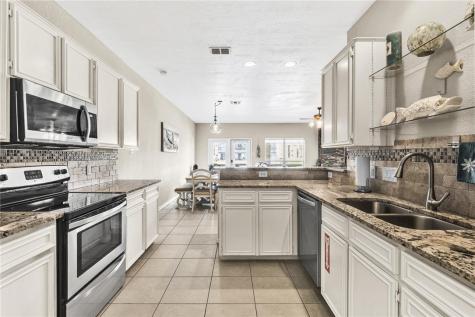 15417 Gun Cay Ct B Corpus Christi TX 78418