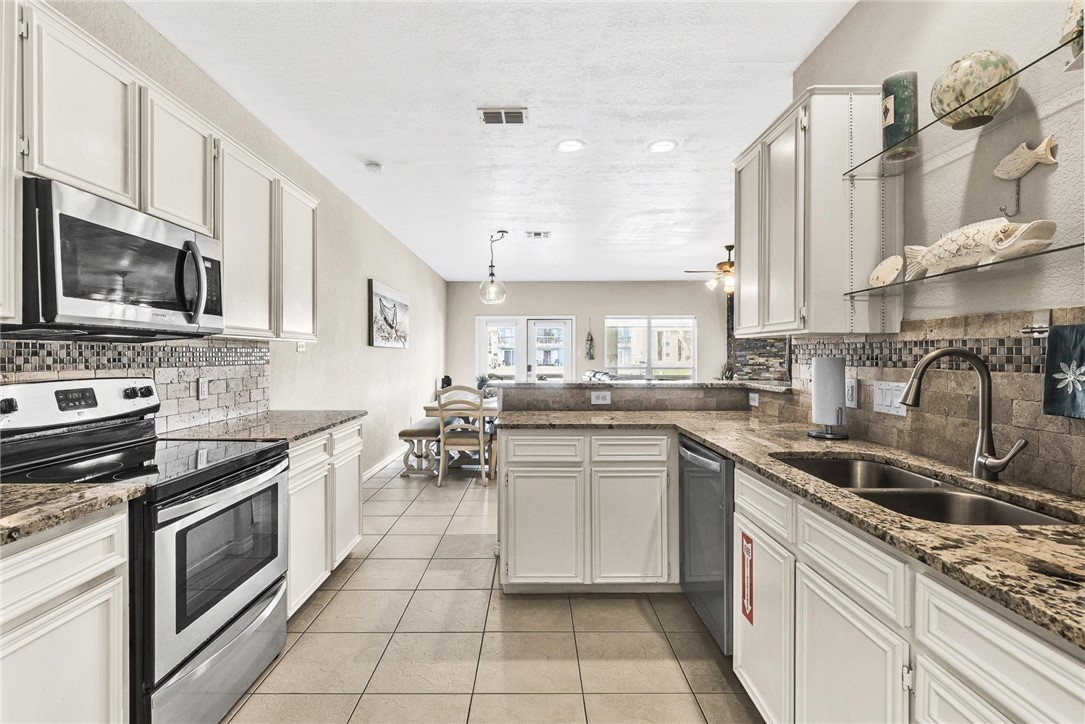 15417 Gun Cay Ct B Corpus Christi TX 78418