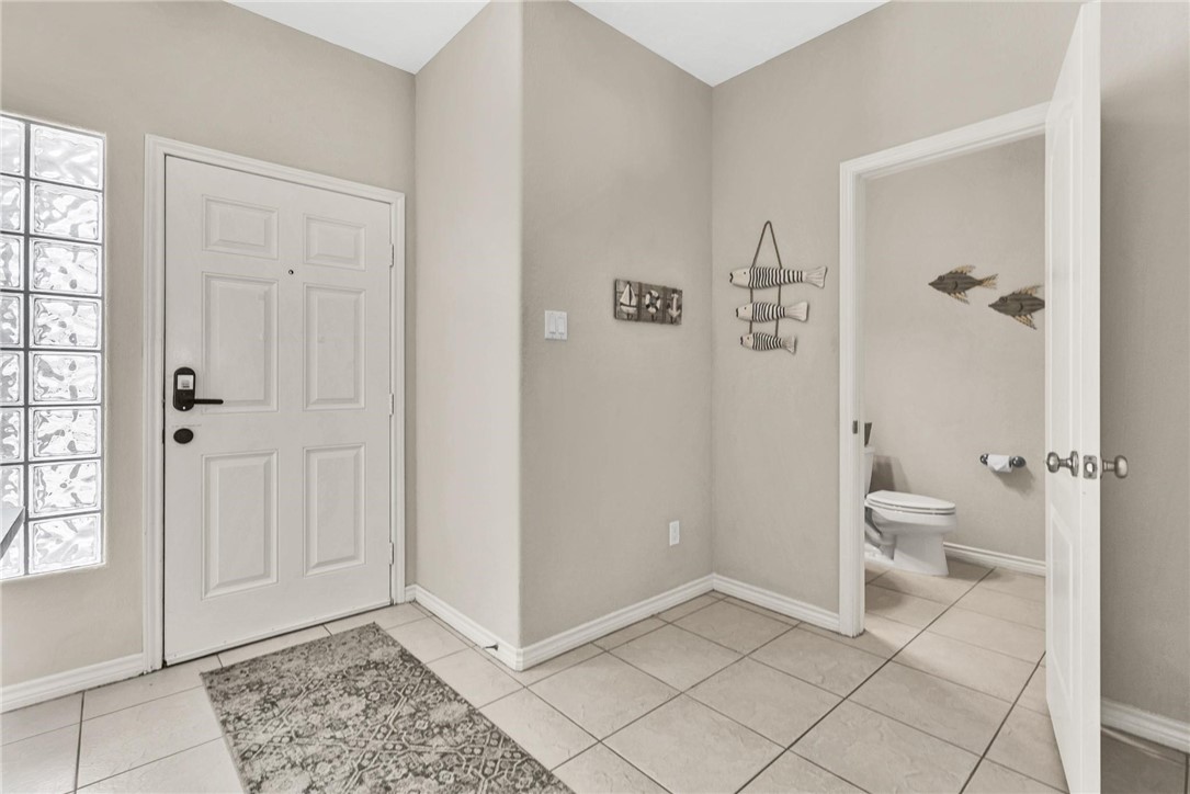 15417 Gun Cay Ct B Corpus Christi TX 78418