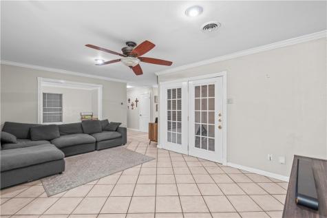 5641 Martinique Drive Corpus Christi TX 78411