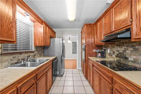 5641 Martinique Drive Corpus Christi TX 78411