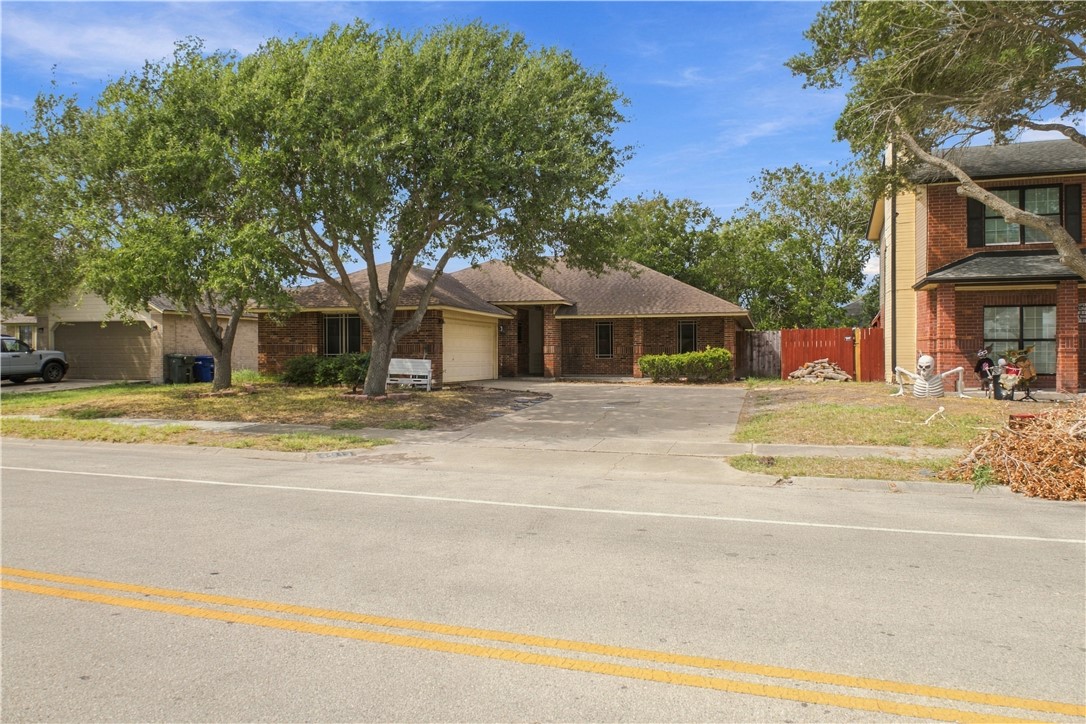 7013 Glasgow Drive Corpus Christi TX 78413