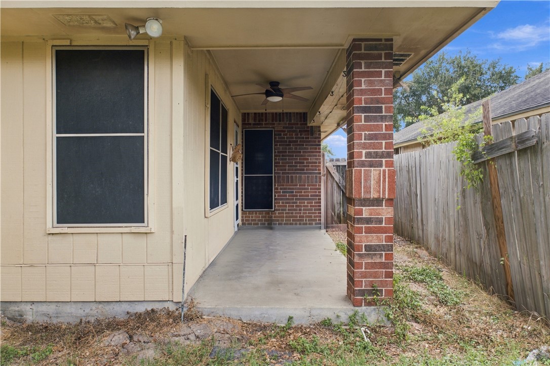 7013 Glasgow Drive Corpus Christi TX 78413